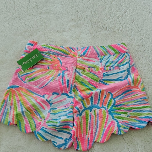 Lilly Pulitzer Buttercup Shorts - Picture 3 of 6